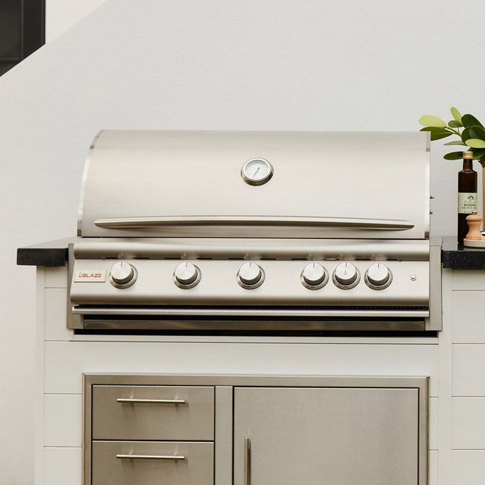 Blaze 40-Inch Built-In Gas Grill with Lights BLZ-5LTE3-Config