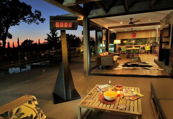 Dimplex - DGR Series Gas Radiant Portable Outdoor Heater - DGR32PLP