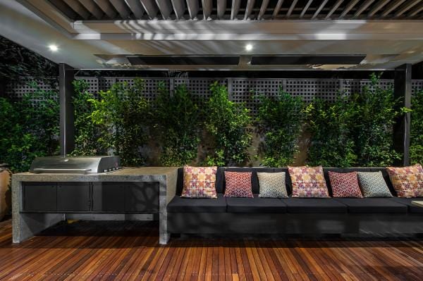 Dimplex - DLW Series Outdoor / Indoor Radiant Heater (Black - 1500W / 120V) - DLW1500B12